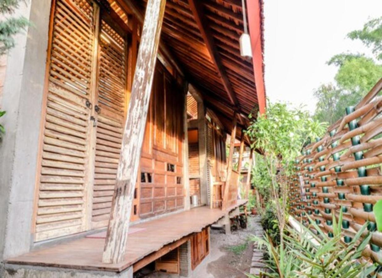 Lorong Homestay Bantul Exterior photo